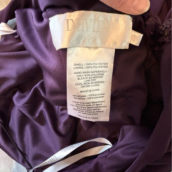 Formal dress - Picture 5 of 5